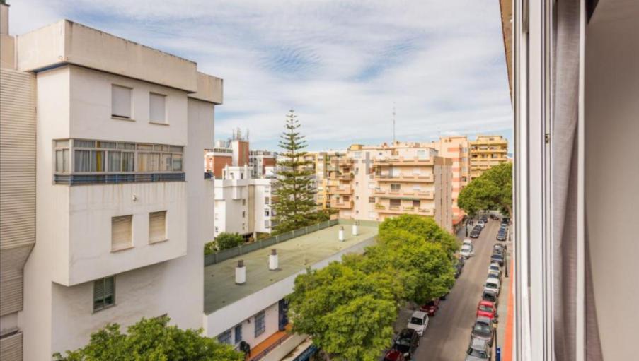 Stylish 3 Bedroom Penthouse In Marbella Centre With Large Pool Close To The Beach Exterior photo