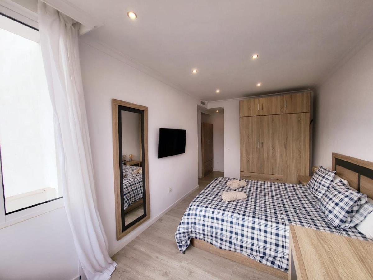 Stylish 3 Bedroom Penthouse In Marbella Centre With Large Pool Close To The Beach Exterior photo